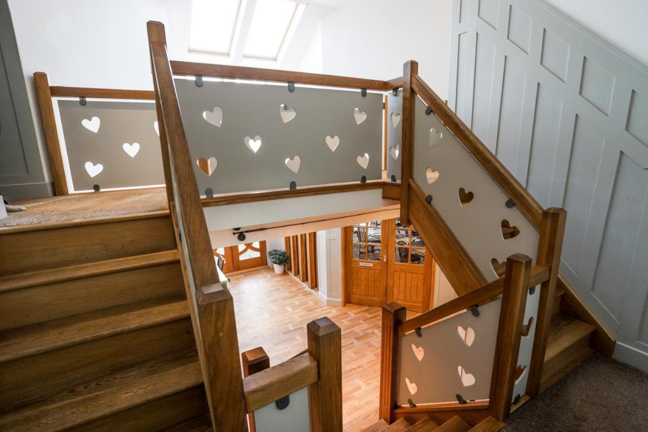 Crackin View Guest House ヘクサム エクステリア 写真