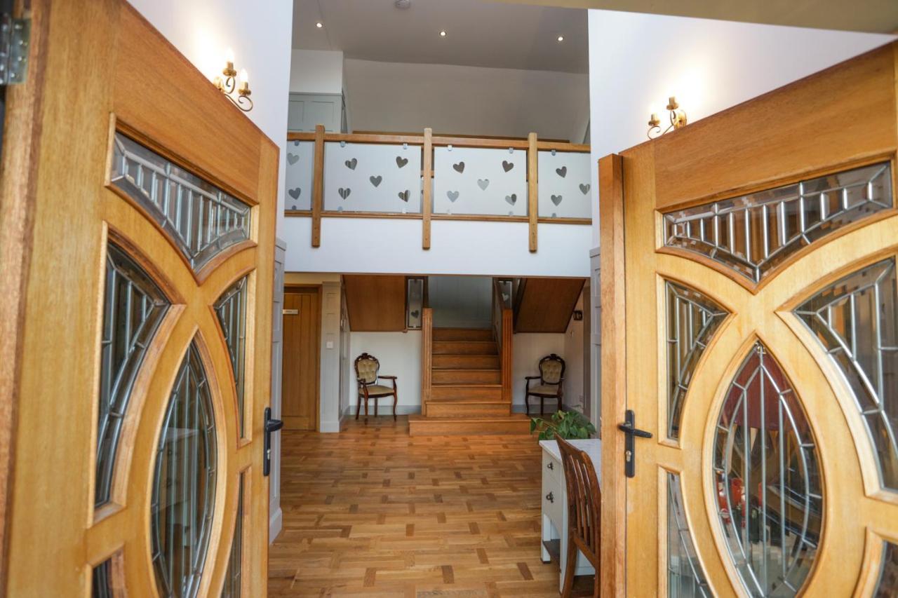 Crackin View Guest House ヘクサム エクステリア 写真